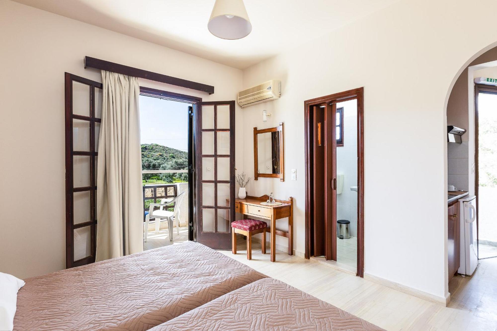 Santa Maria Studios & Apartments Plakias Bagian luar foto