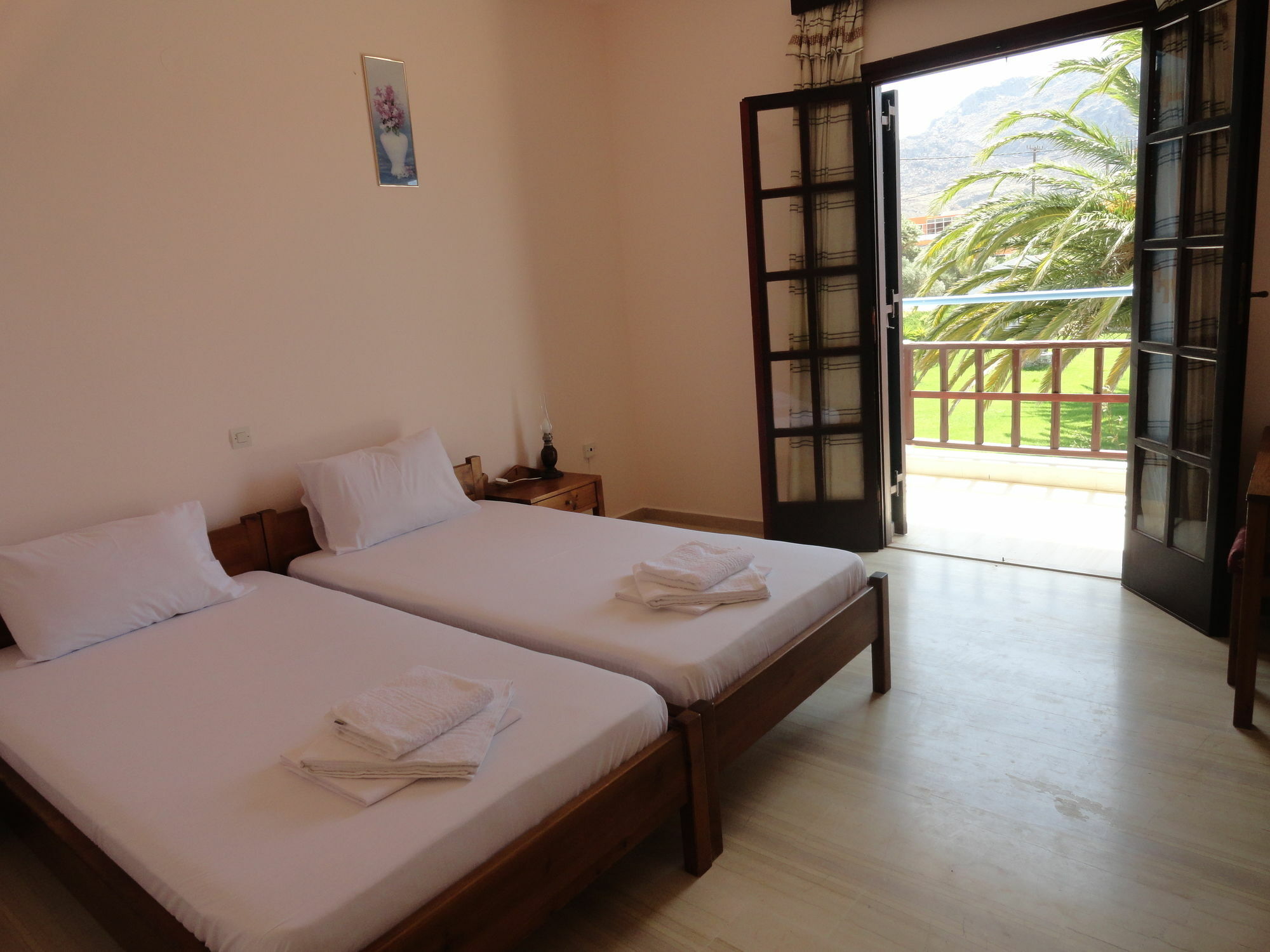 Santa Maria Studios & Apartments Plakias Bagian luar foto